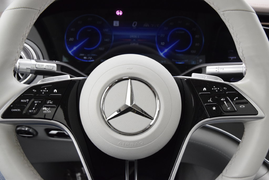 Certified 2023 Mercedes-Benz EQS 580 4MATIC SUV image 23