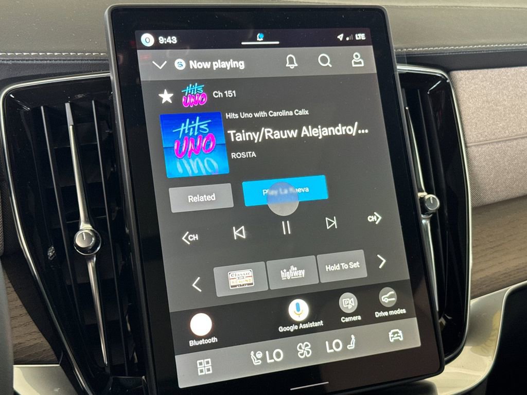 New 2026 Volvo XC90 T8 Plus image 18