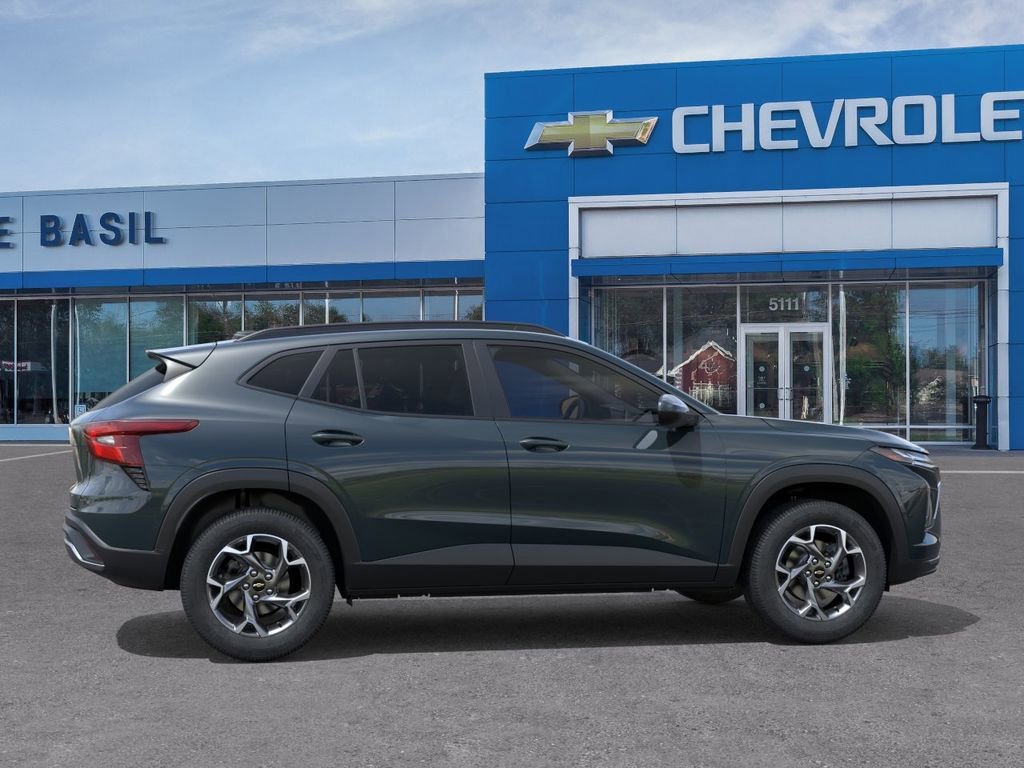 New 2026 Chevrolet Trax LT FWD image 5