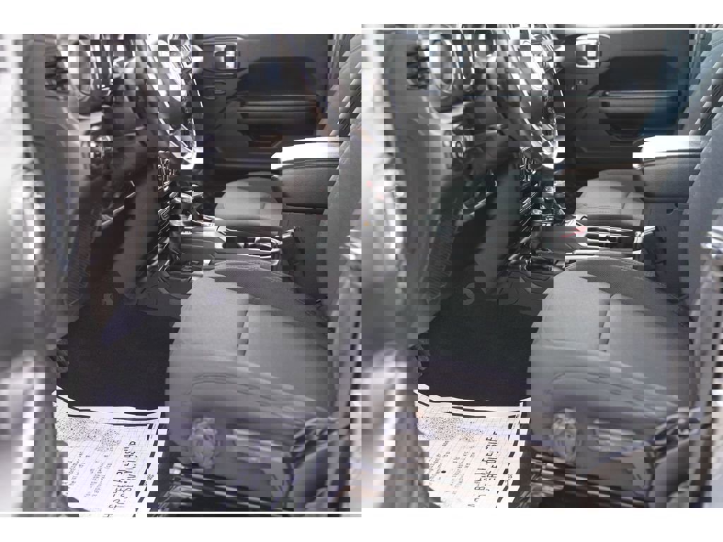 Used 2021 Jeep Gladiator Sport image 15