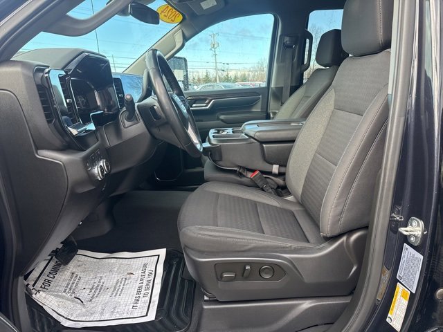 Used 2024 GMC Sierra 2500 SLE w/ SLE Convenience Package image 18