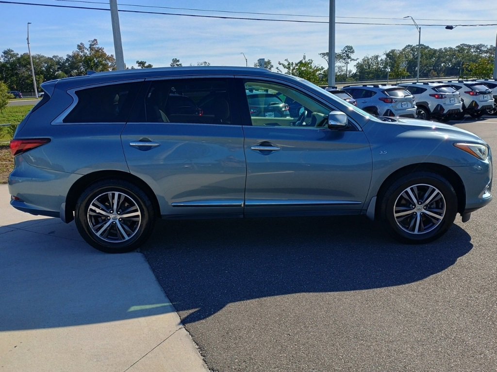 Used 2017 INFINITI QX60 FWD w/ Premium Plus Package image 4
