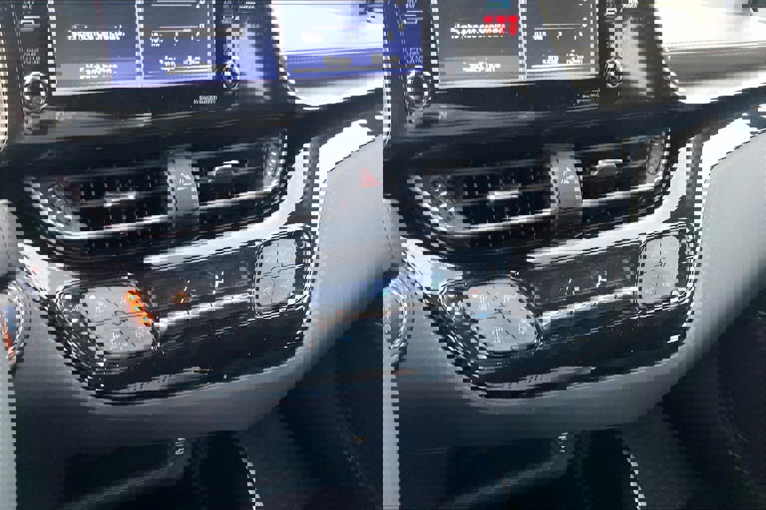 Used 2022 Toyota C-HR Limited image 34