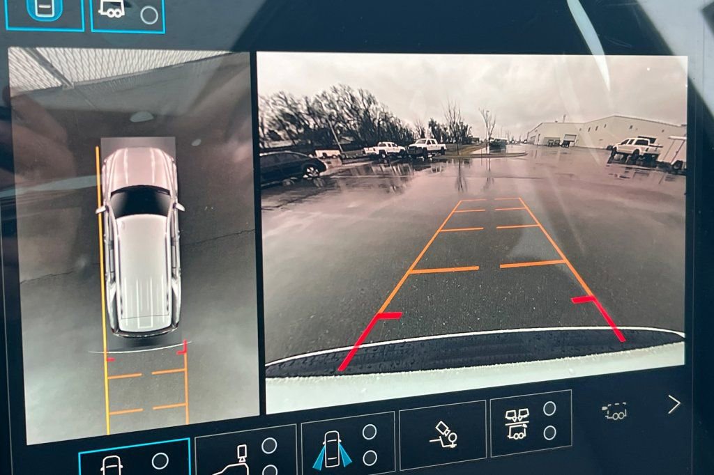 New 2026 GMC Yukon Denali w/ Denali Reserve Package image 17