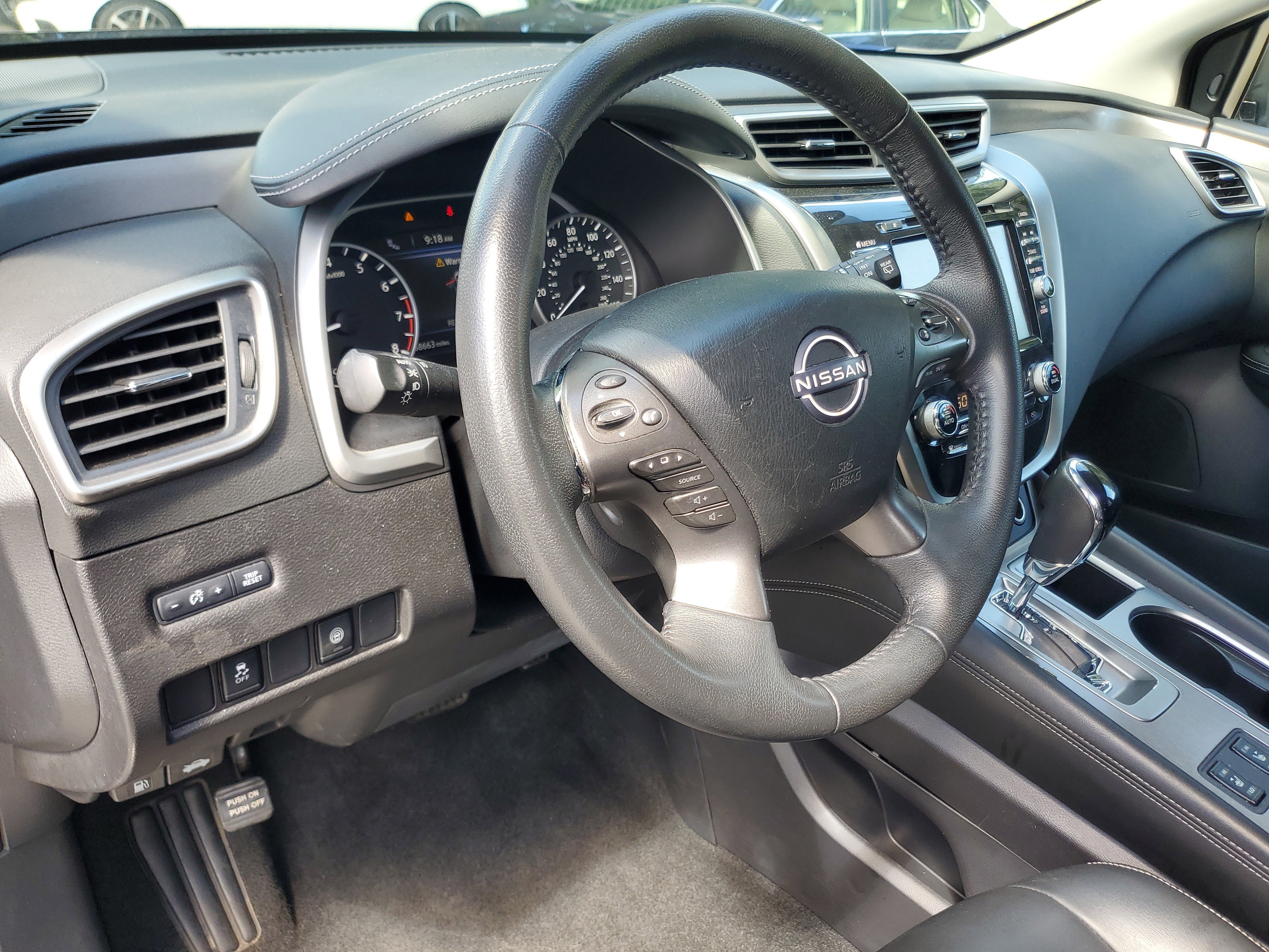 Used 2023 Nissan Murano SV FWD image 19