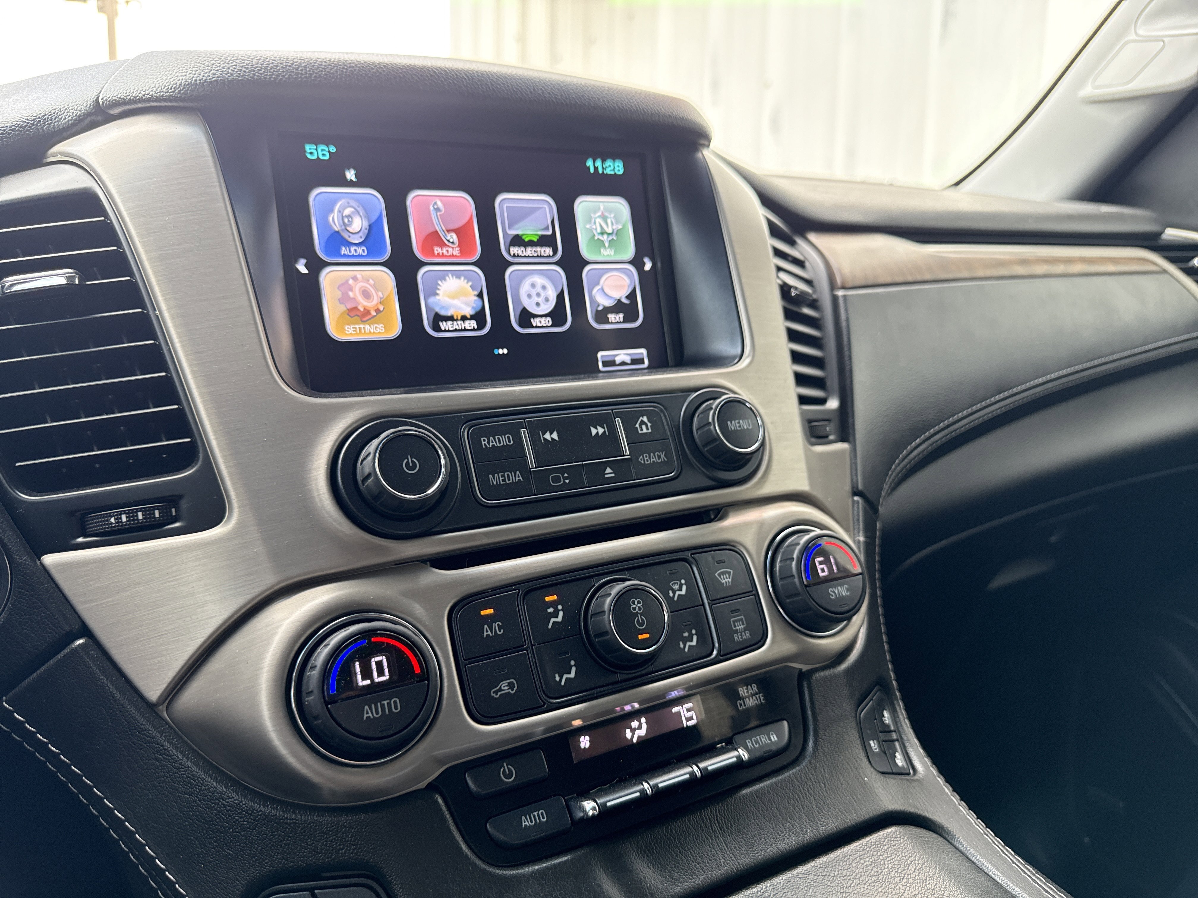 Used 2018 GMC Yukon Denali w/ Open Road Package image 18