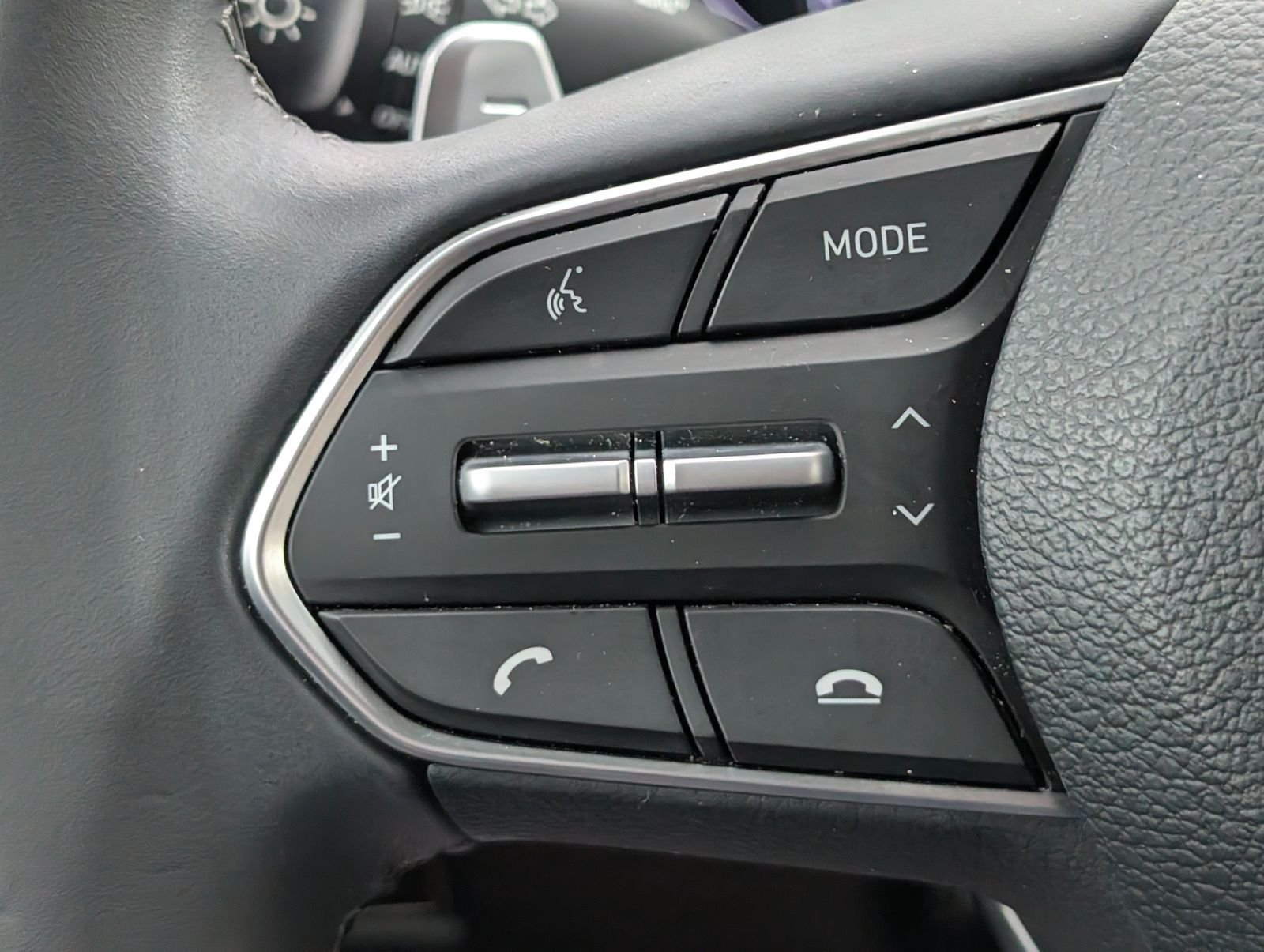 Used 2023 Hyundai Santa Fe SEL FWD image 24