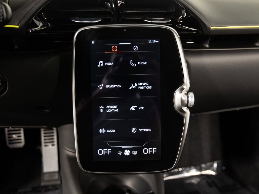 Used 2023 McLaren Artura image 10