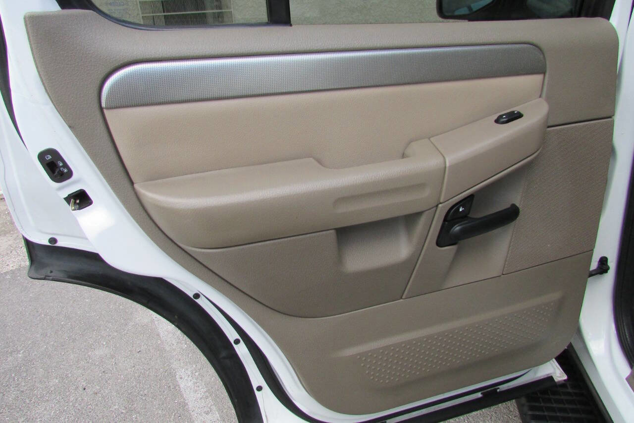 Used 2003 Ford Explorer Sport XLT image 22