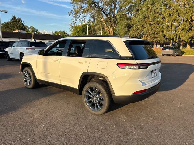 New 2026 Jeep Grand Cherokee Limited AWD/4WD image 4
