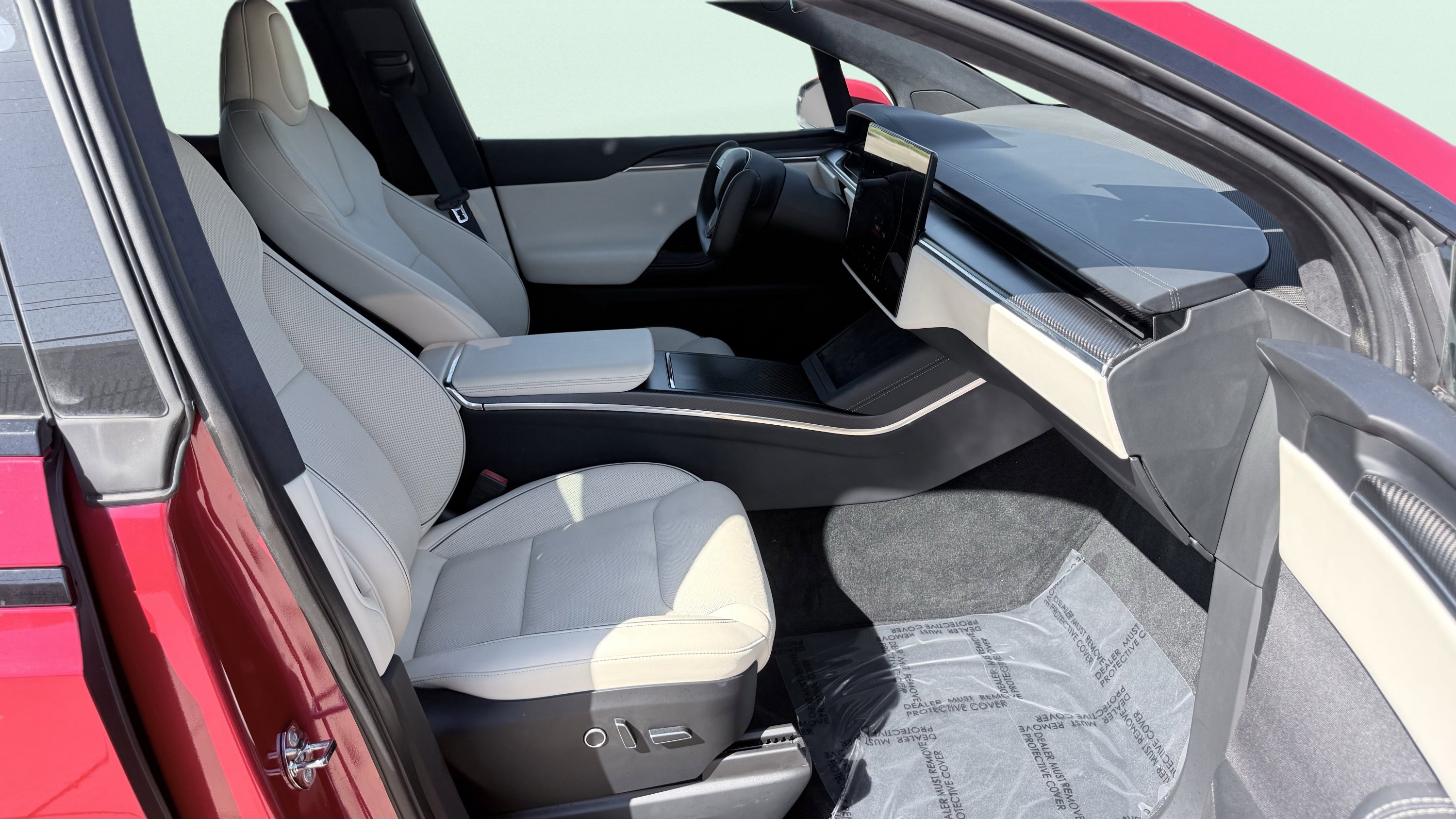 Used 2022 Tesla Model X Plaid image 45