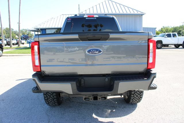 Used 2025 Ford F250 XLT w/ FX4 Off-Road Package AWD/4WD image 9
