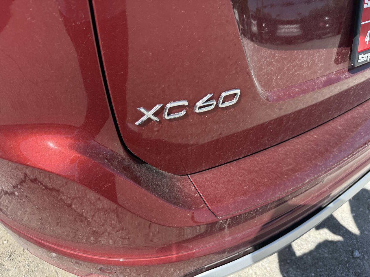 Used 2017 Volvo XC60 T6 Dynamic w/ Climate Package AWD/4WD image 13