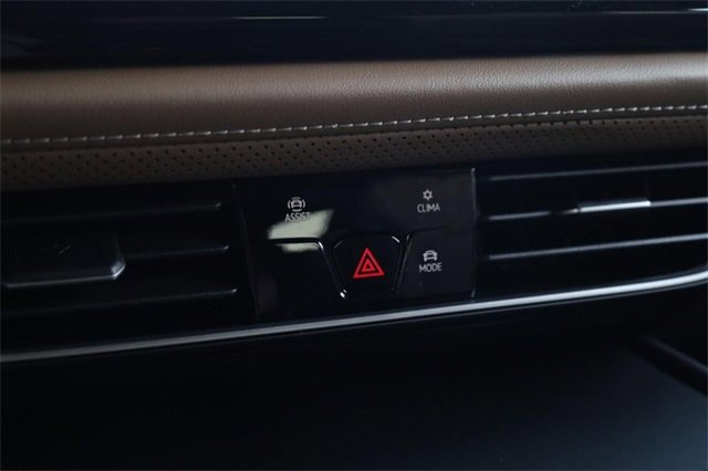 New 2026 Volkswagen Atlas Cross Sport SE image 13