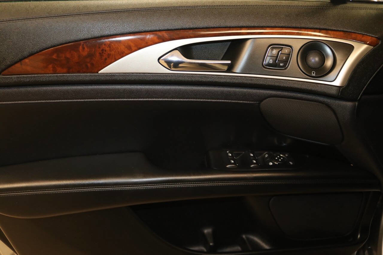 Used 2020 Lincoln MKZ Reserve w/ Elements Package FWD image 60