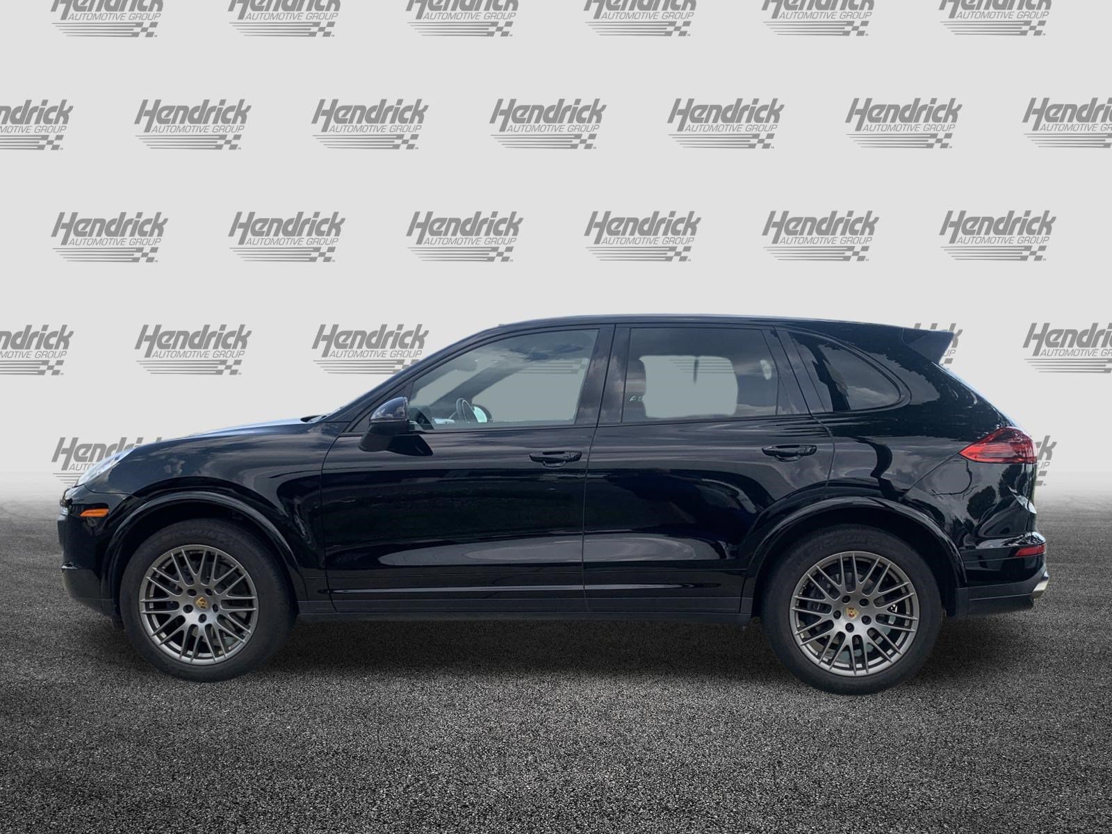 Used 2018 Porsche Cayenne Platinum Edition AWD/4WD image 7
