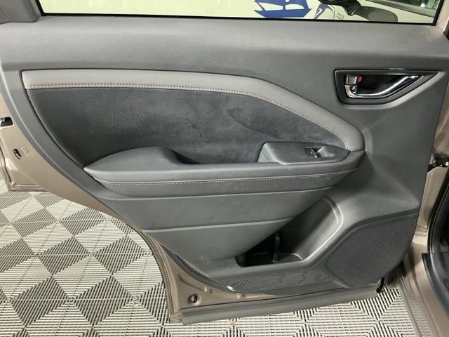 Used 2025 Subaru Forester Touring AWD/4WD image 10