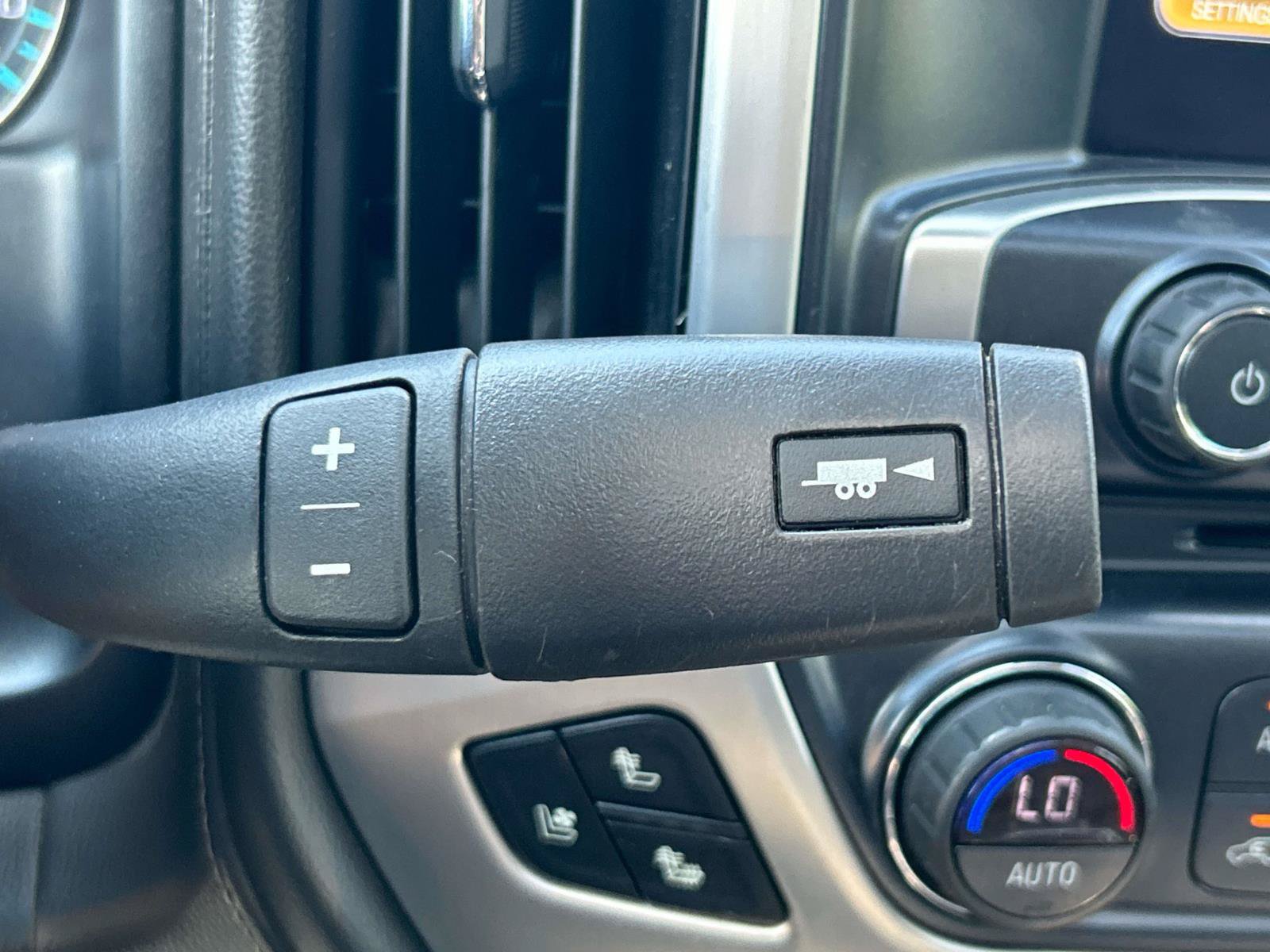 Used 2018 GMC Sierra 1500 SLT AWD/4WD image 31