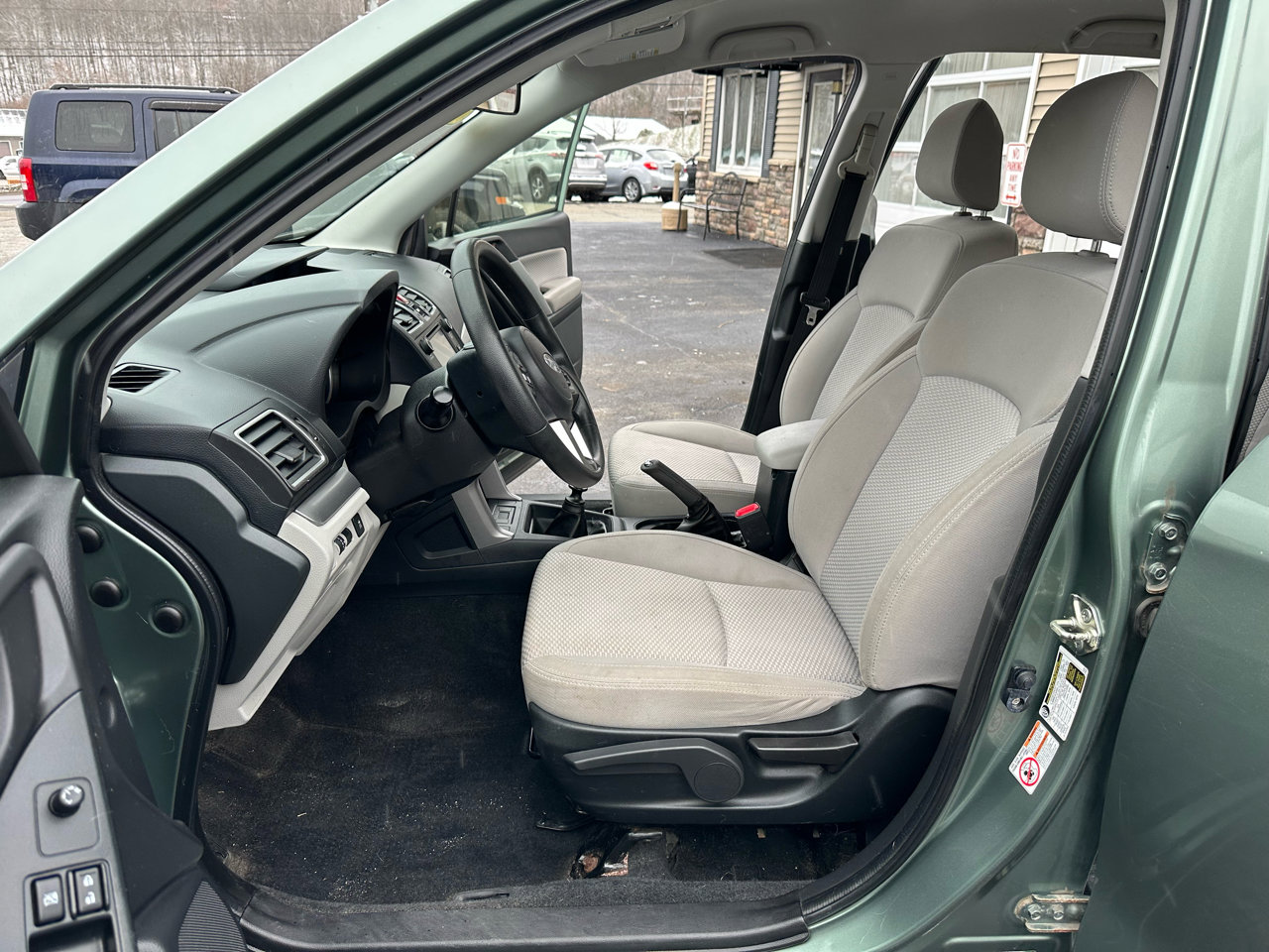 Used 2017 Subaru Forester 2.5i image 8