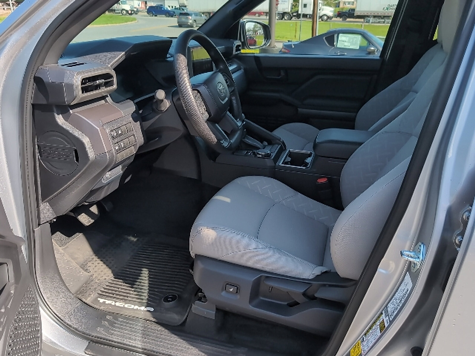 Used 2026 Toyota Tacoma SR5 image 19