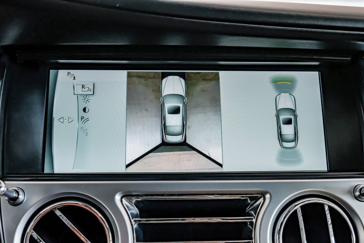 Used 2016 Rolls-Royce Wraith image 19