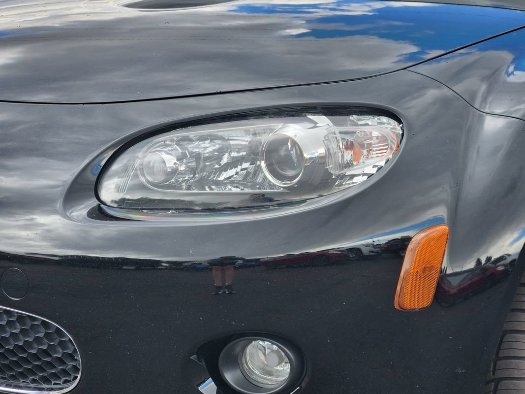 Used 2008 MAZDA MX-5 Miata Grand Touring w/ Premium Pkg RWD image 12