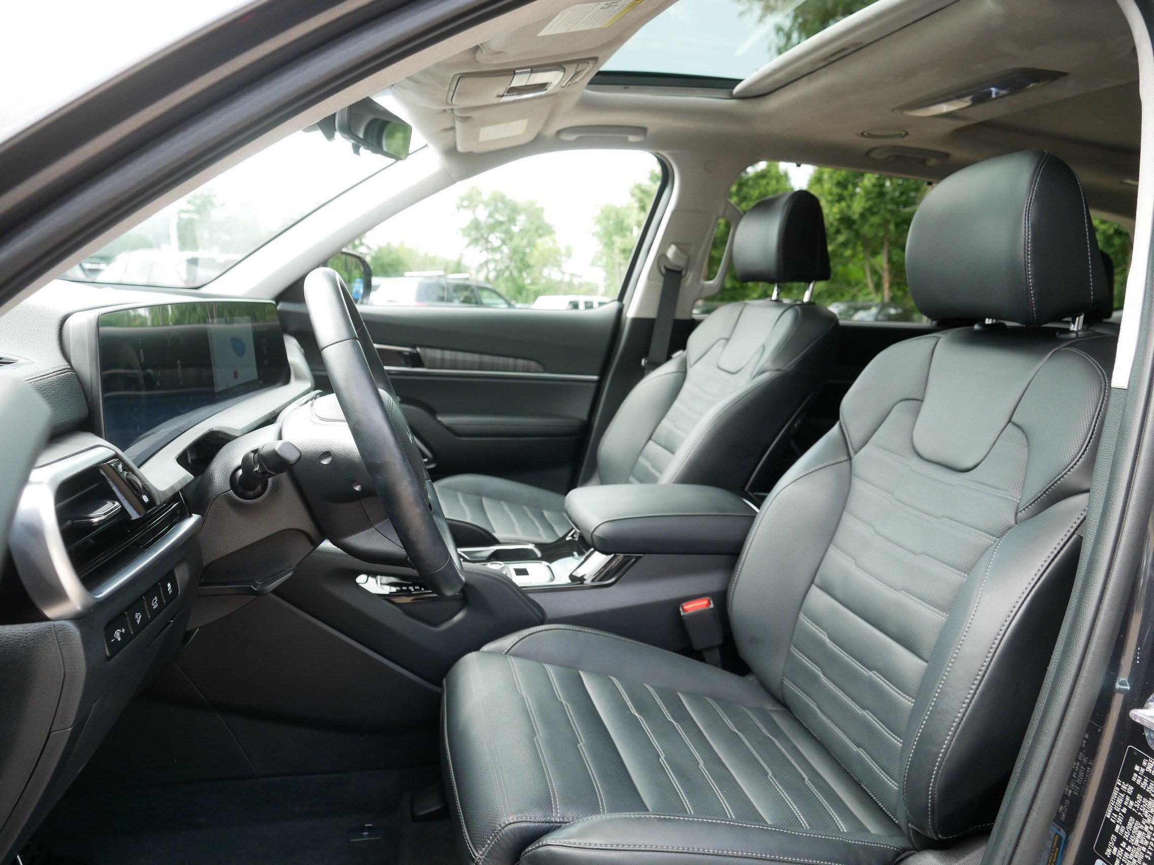 Certified 2024 Kia Telluride SX Prestige AWD/4WD image 35