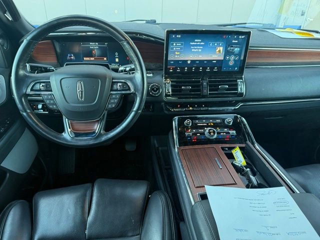 Used 2023 Lincoln Navigator Reserve image 19