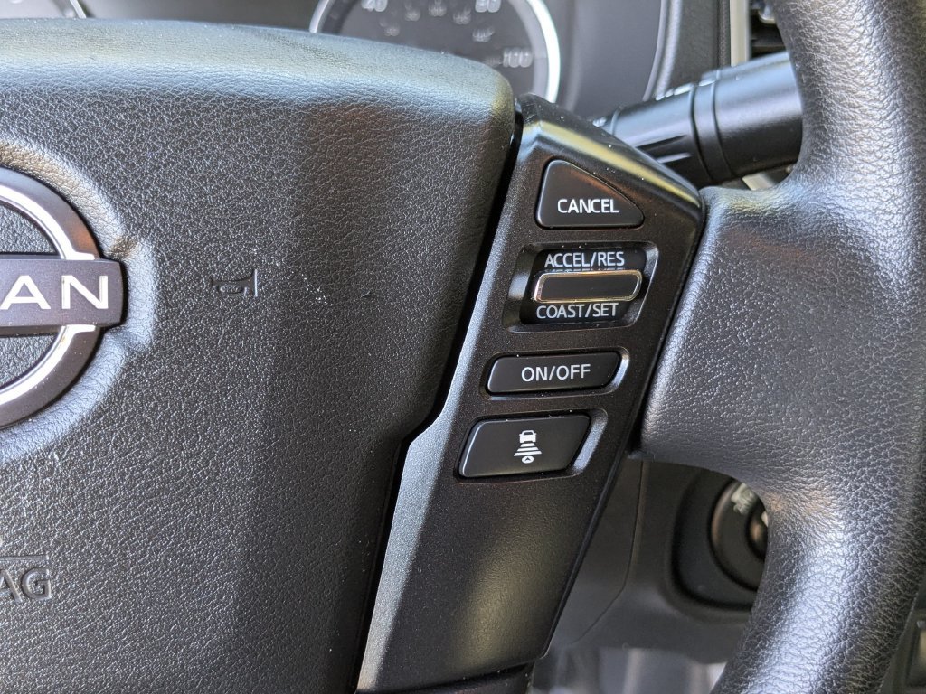 Used 2022 Nissan Frontier SV w/ Technology Package AWD/4WD image 17