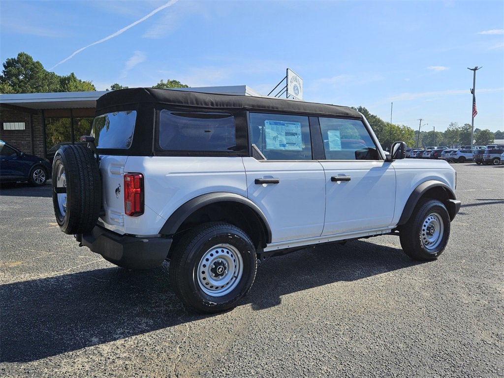 New 2025 Ford Bronco 4-Door image 12