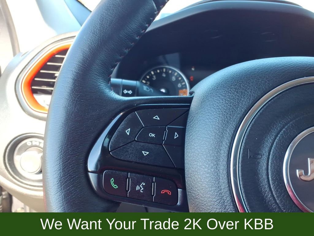 Used 2022 Jeep Renegade Trailhawk image 20
