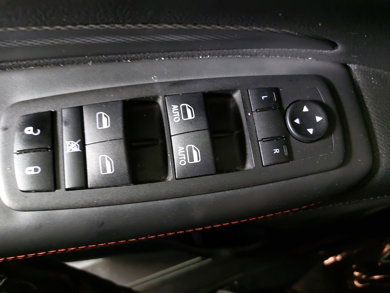 Used 2024 Dodge Durango GT image 30