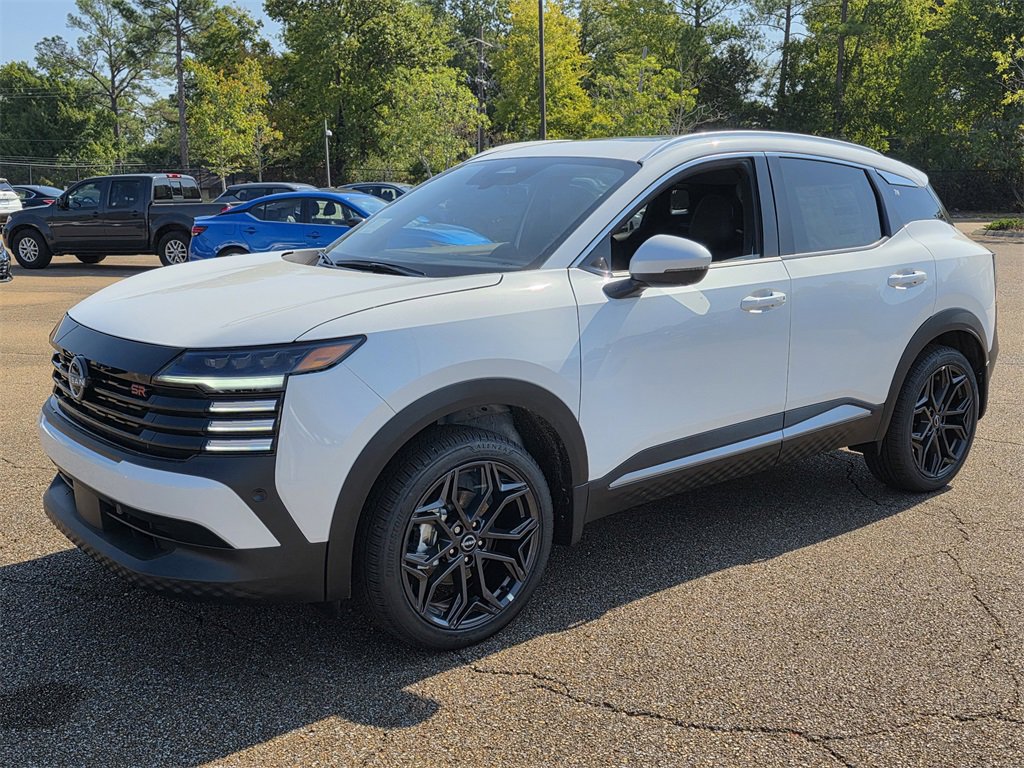 New 2025 Nissan Kicks SR w/ SR Premium Package image 6