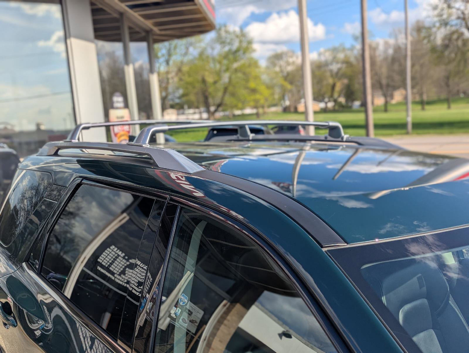 Used 2024 Nissan Pathfinder SL AWD/4WD image 14