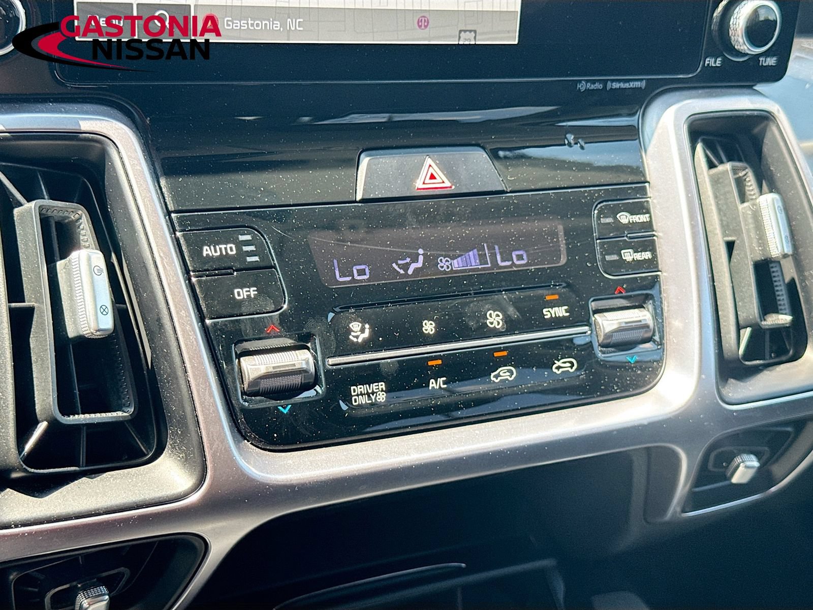 Used 2023 Kia Sorento EX AWD/4WD image 21