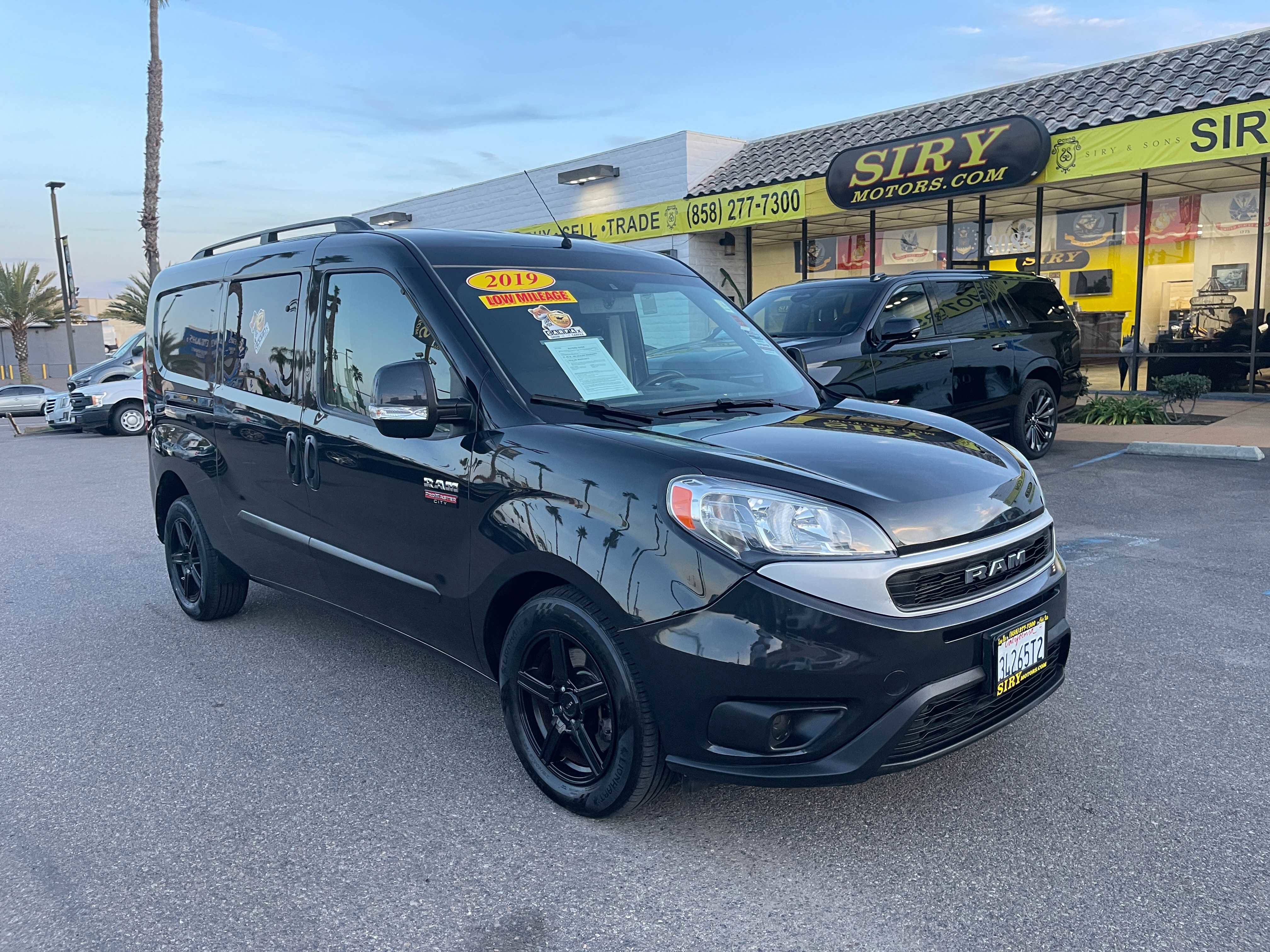 Used 2019 RAM ProMaster City SLT FWD image 1