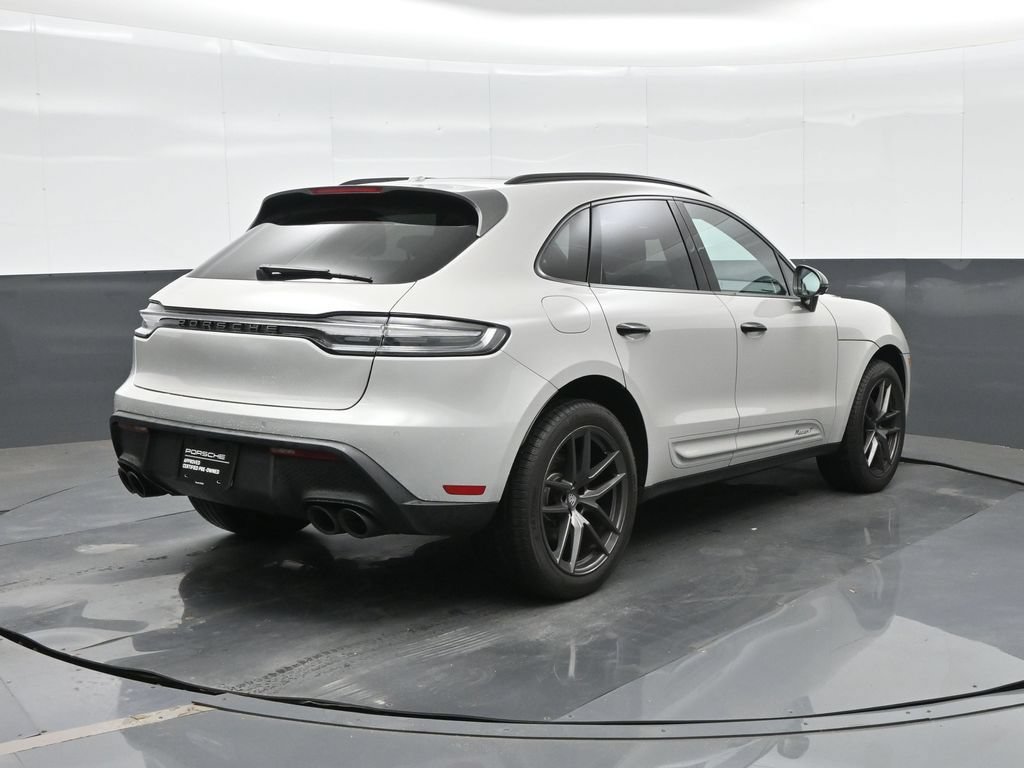 Certified 2023 Porsche Macan Turbo AWD/4WD image 5
