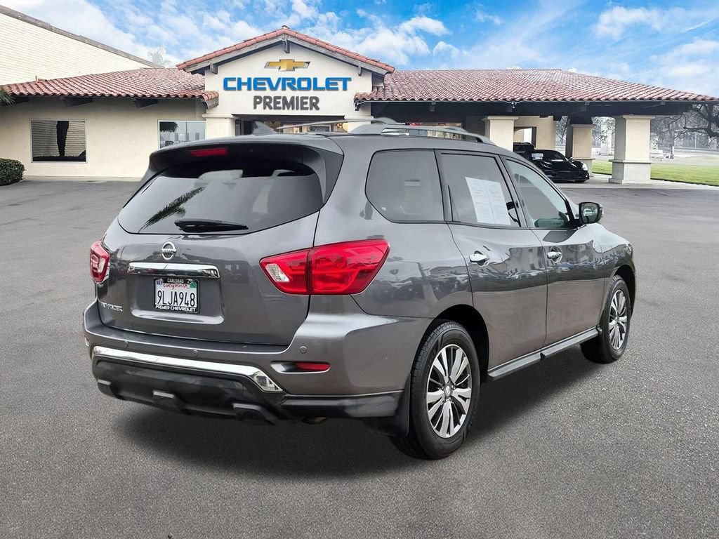 Used 2019 Nissan Pathfinder S FWD image 8