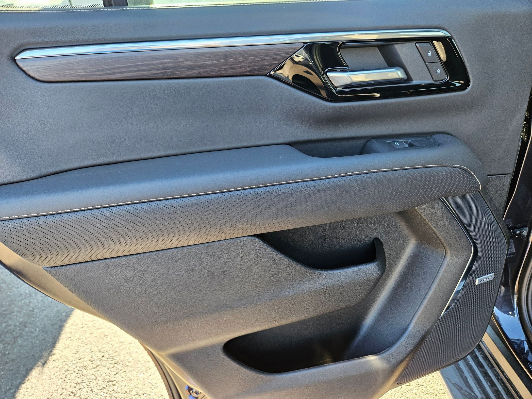 New 2025 Chevrolet Tahoe Premier w/ Sun And Tow Package image 15