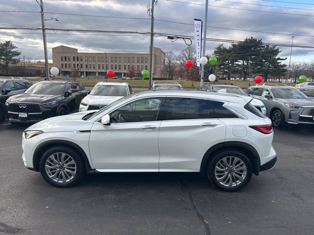 Certified 2023 INFINITI QX50 Luxe image 8