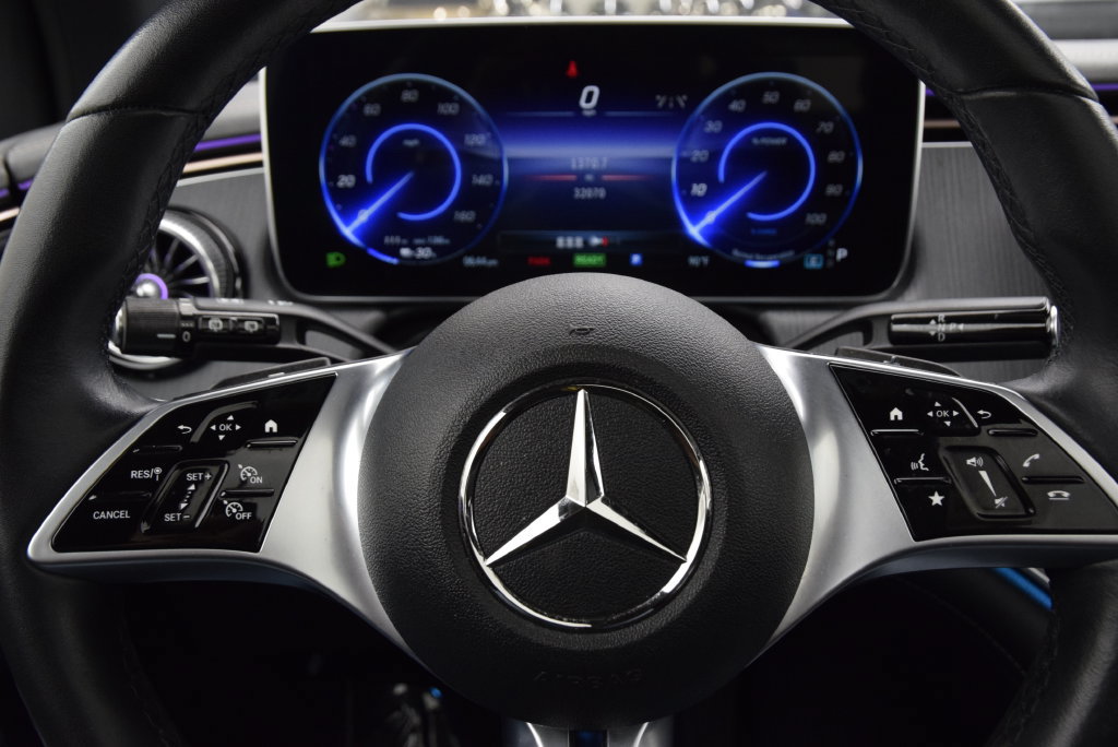 Certified 2023 Mercedes-Benz EQE 350+ SUV image 23