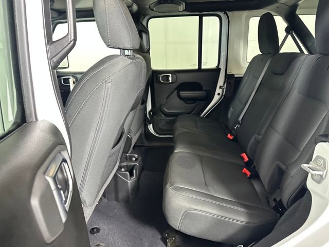 Used 2022 Jeep Wrangler Unlimited Sport image 25