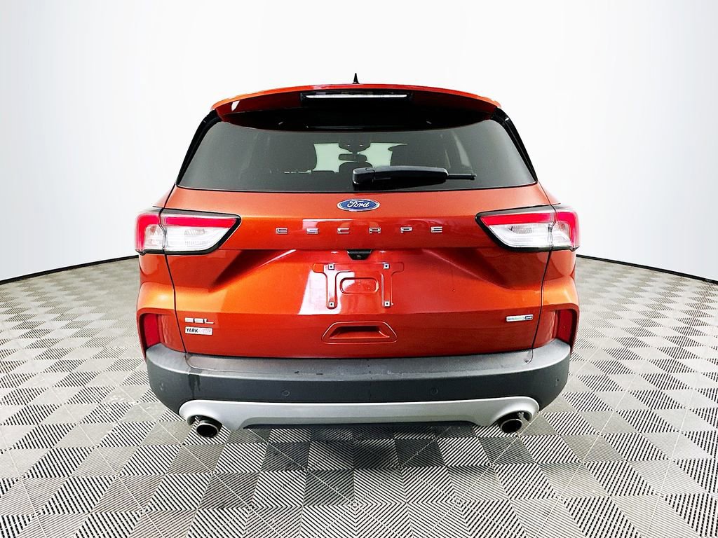 Used 2020 Ford Escape SEL image 9