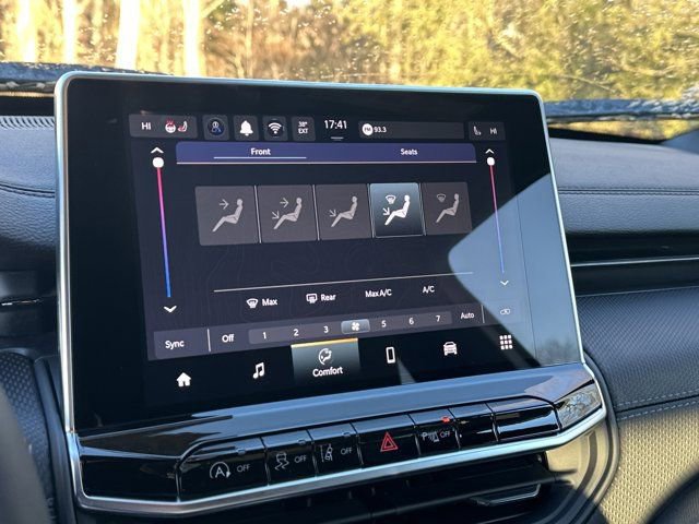 New 2026 Jeep Compass Limited image 29