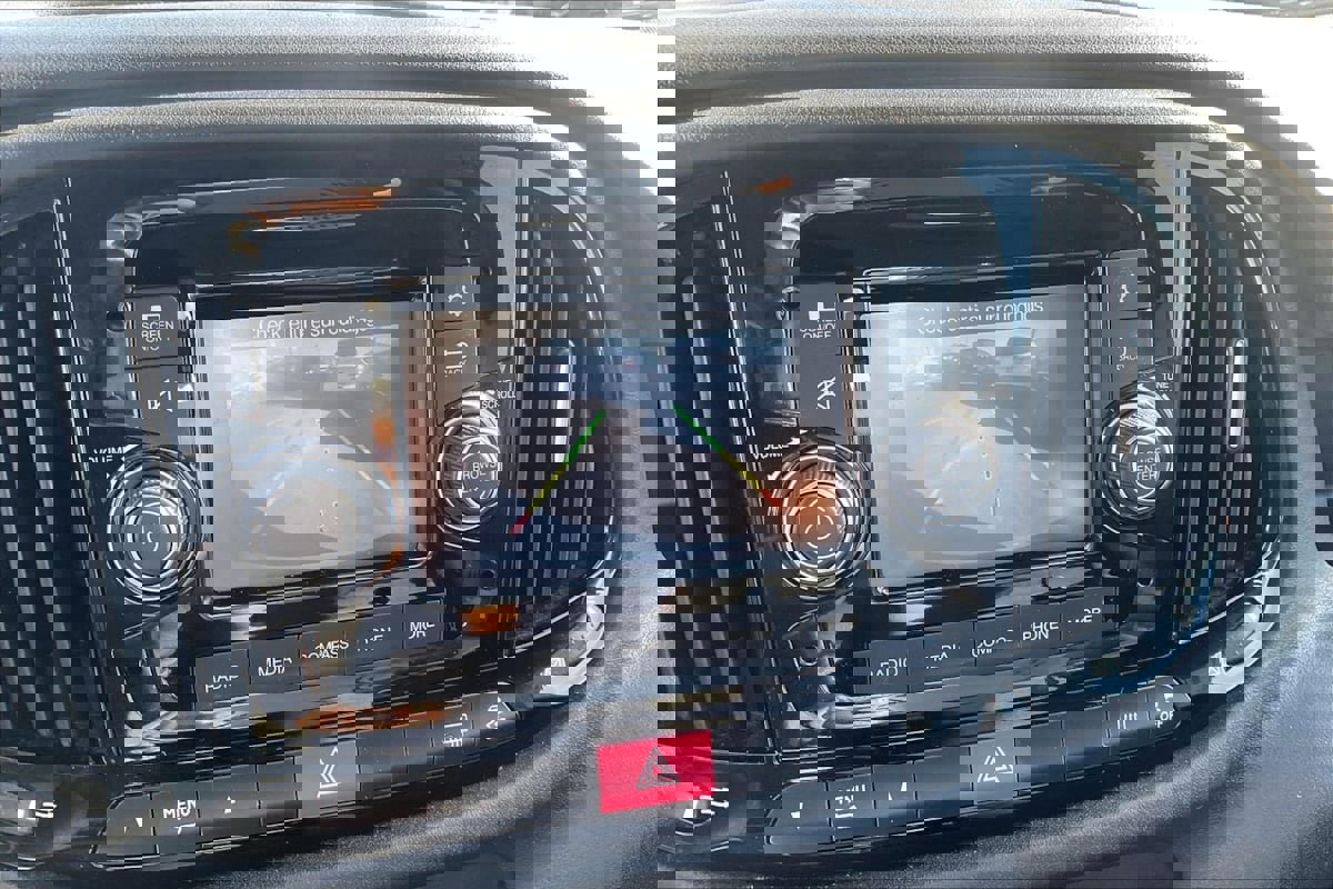 Used 2017 RAM ProMaster City Tradesman SLT w/ Rear Back-up Camera Group image 21