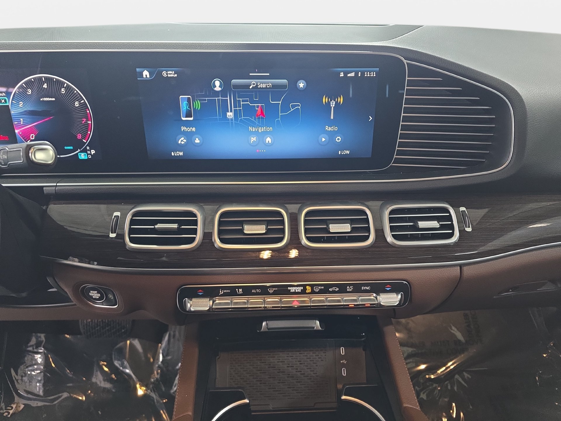 Used 2026 Mercedes-Benz GLE 350 4MATIC w/ Winter Package image 20