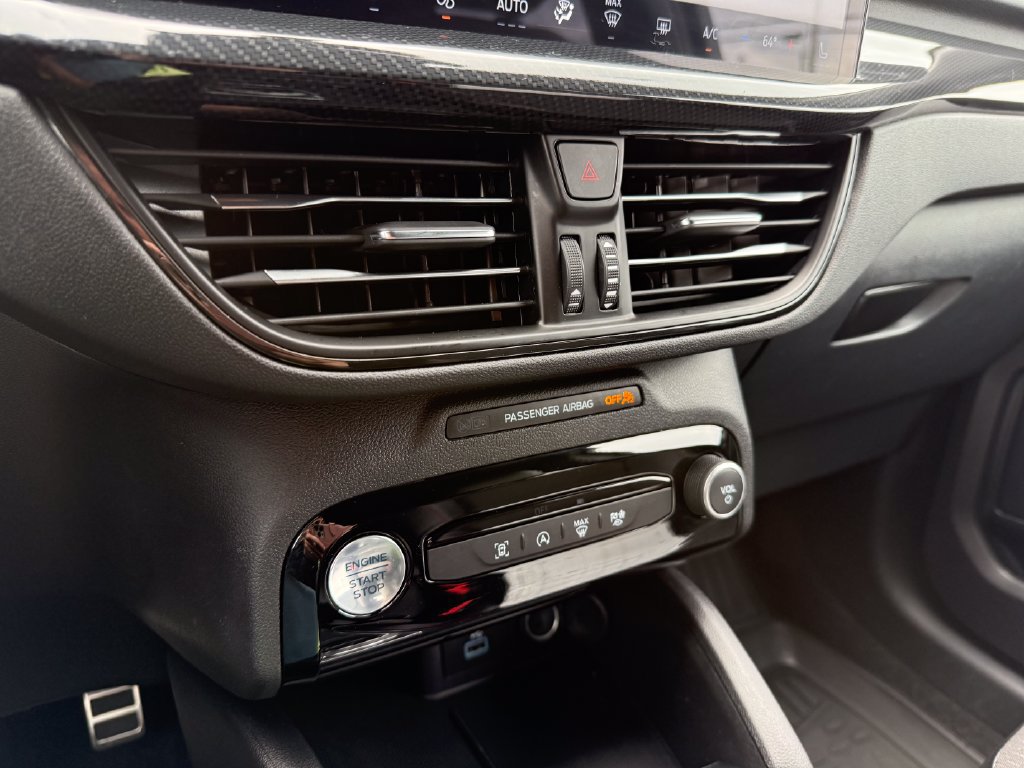 Used 2023 Ford Escape ST-Line w/ Tech Pack #1 AWD/4WD image 29