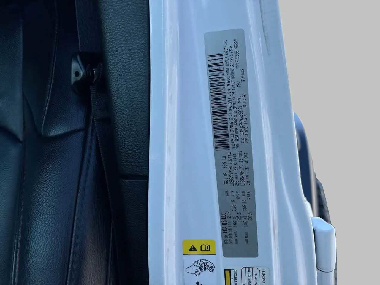 Used 2019 Jeep Wrangler Unlimited Rubicon image 28