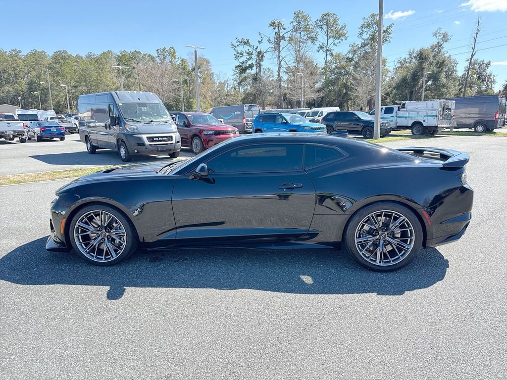 Used 2022 Chevrolet Camaro ZL1 image 5