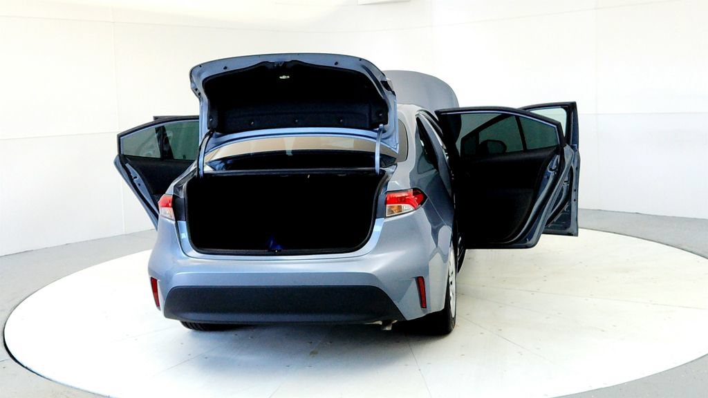 Certified 2023 Toyota Corolla LE FWD image 11